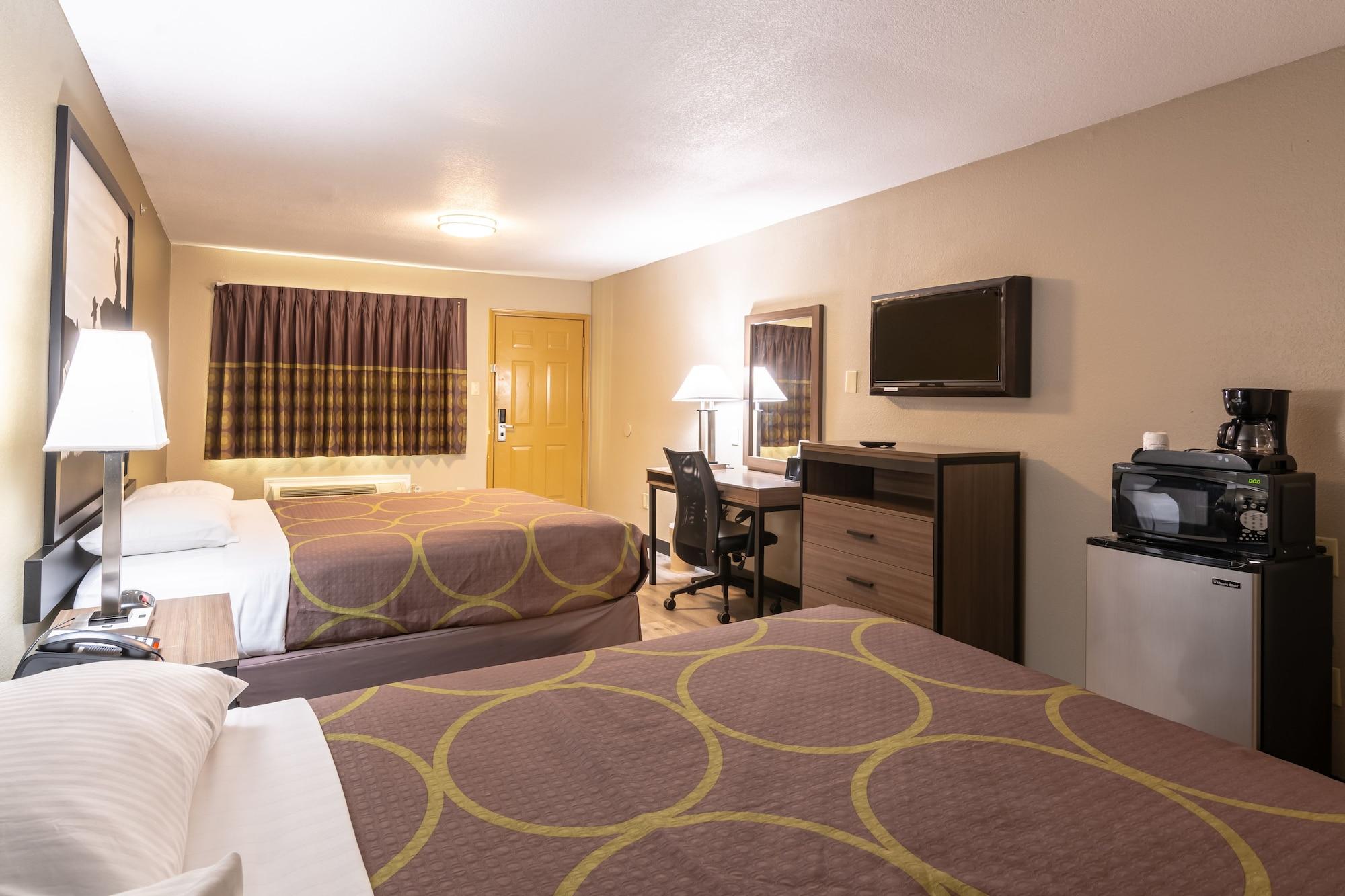 Super 8 East Near Fair Park Downtown Hotel Dallas